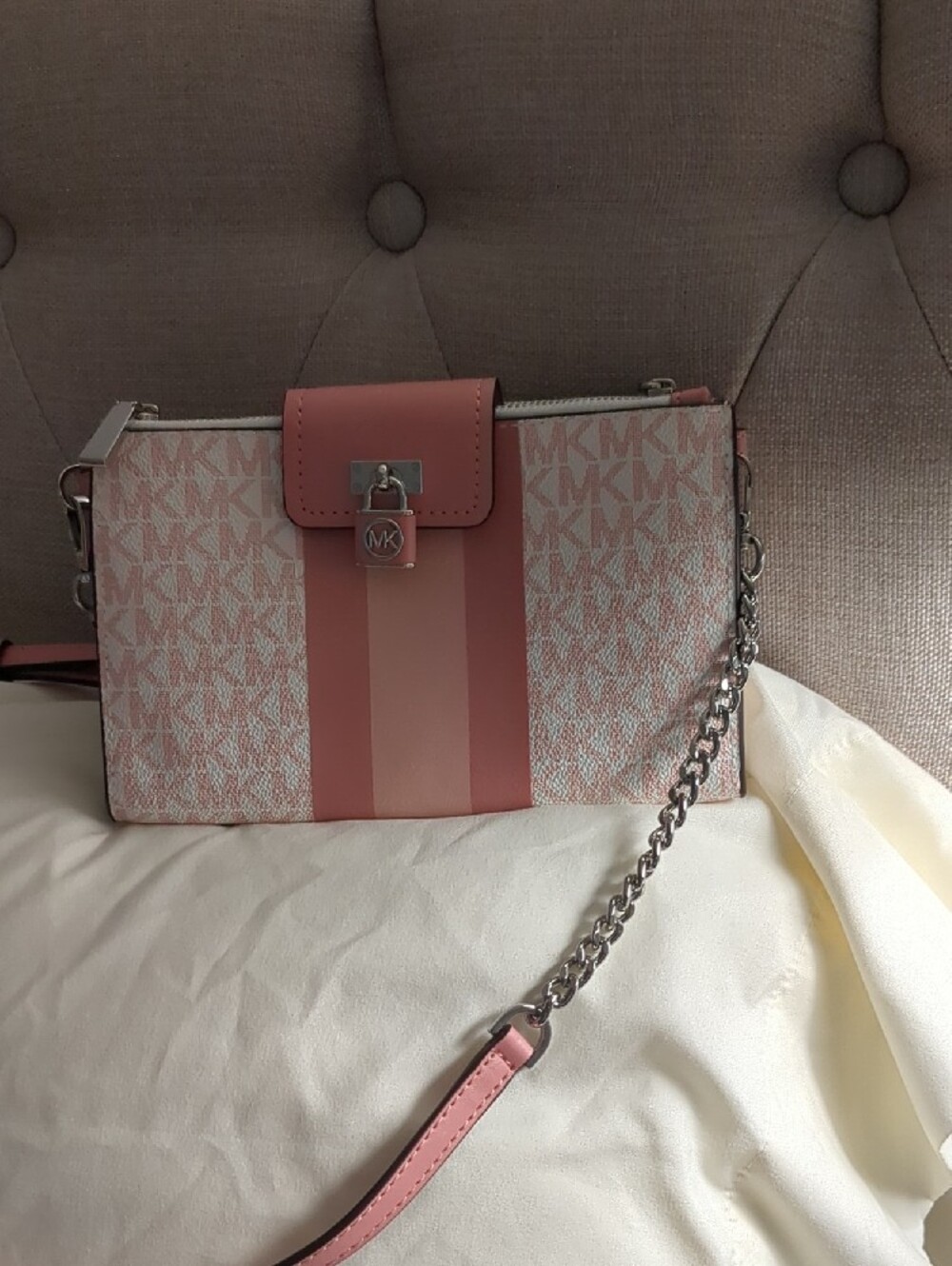Michael Kors Pink Signature Stripe Crossbody Pouch with Silver Hardware - Picture 2 of 6